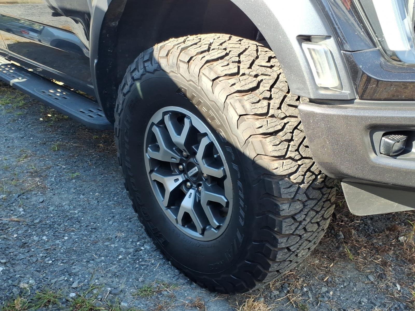 Used 2022 Agate Black Metallic Ford Raptor image 8