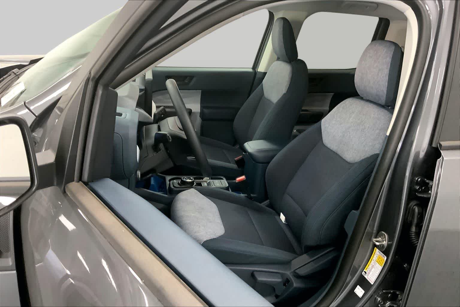 New 2026 Carbonized Gray Metallic Ford XLT image 8