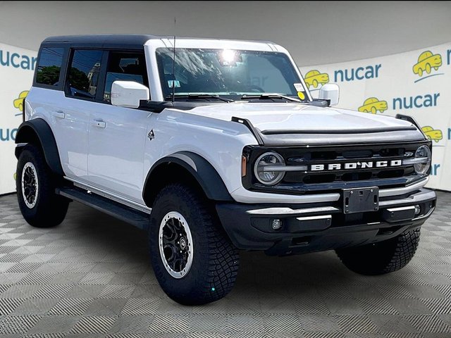 2023 Ford Bronco 2023 Ford Bronco Outer Banks 4D Sport Utility