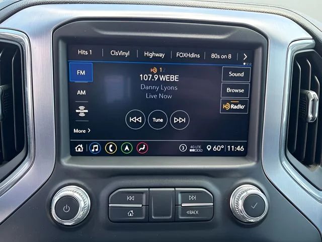 Used 2020 White GMC SLT image 23