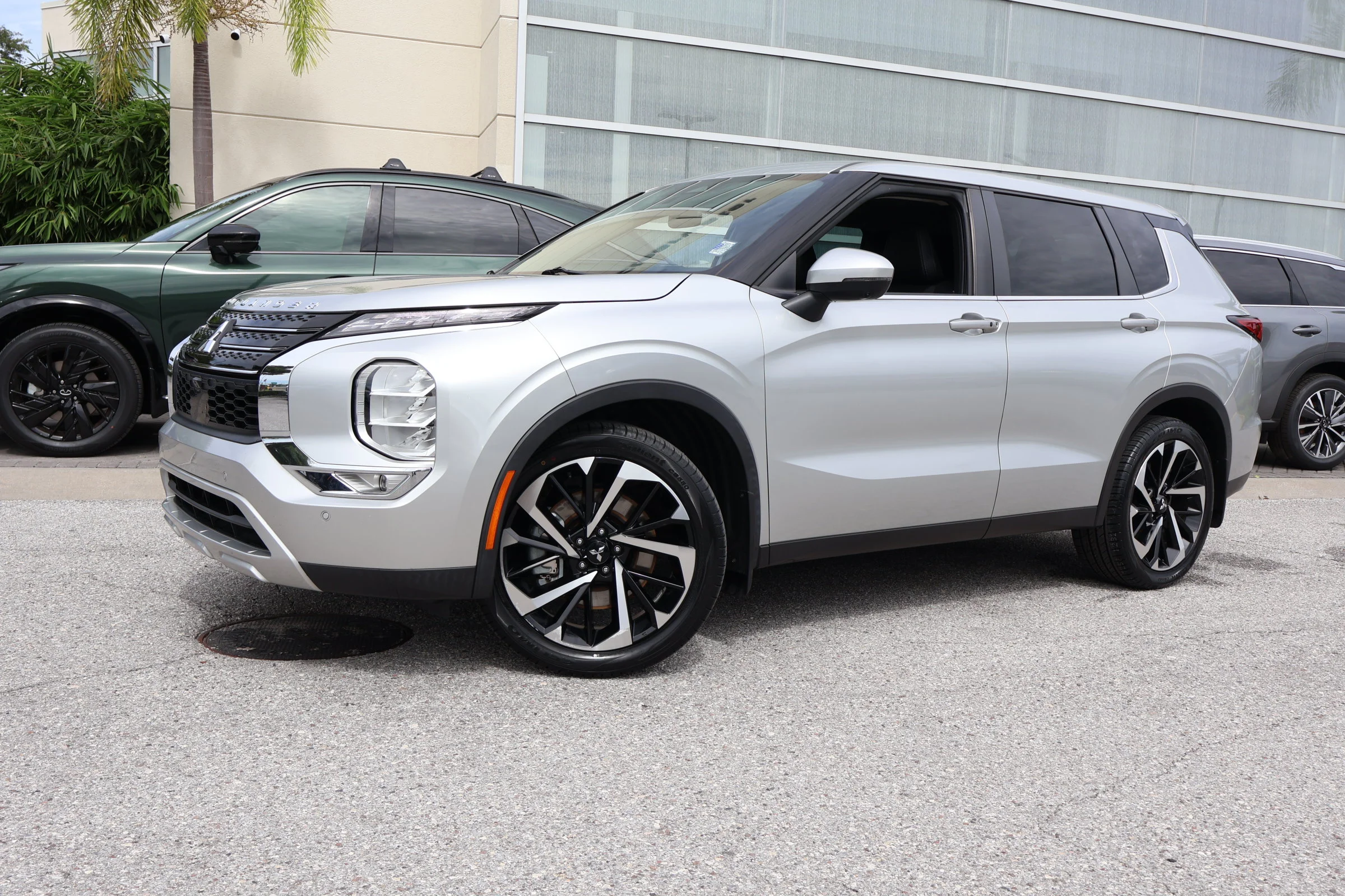 2023 Mitsubishi Outlander