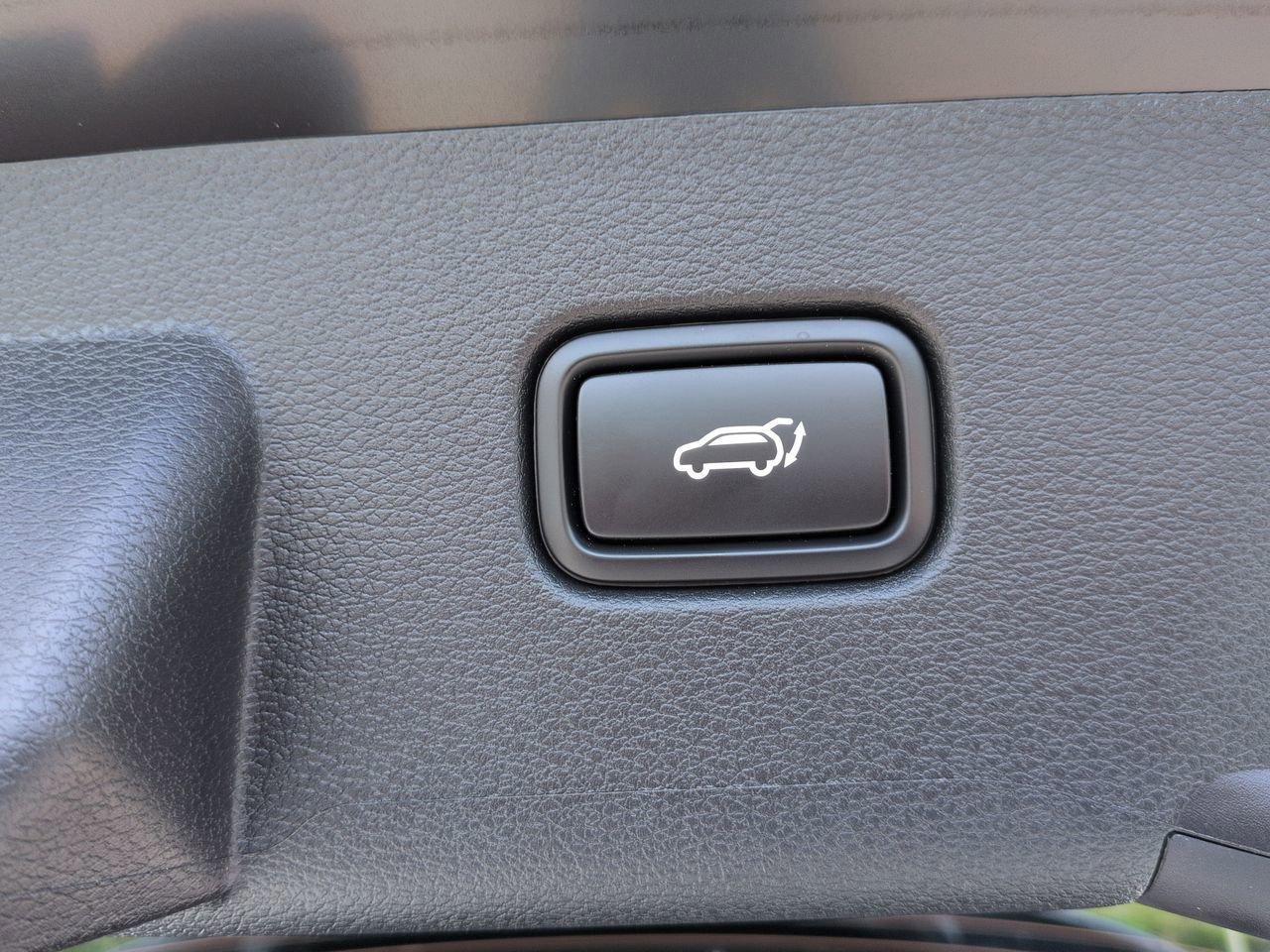 New 2026 Ebony Black Kia EX image 17