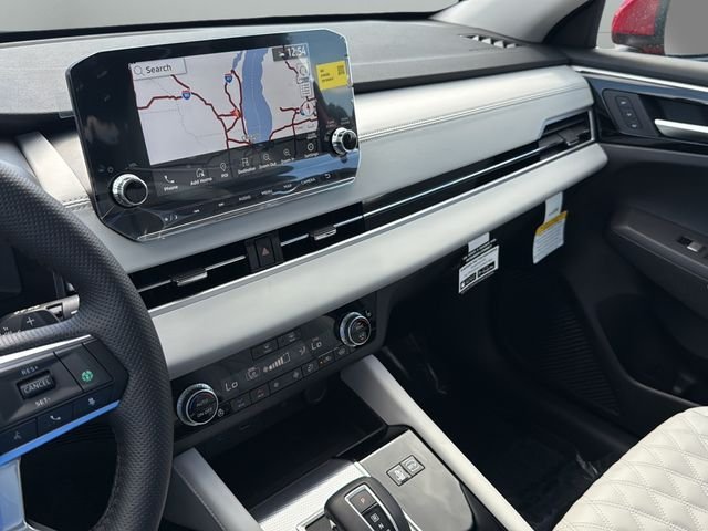 Used 2025 Red Mitsubishi SEL image 26