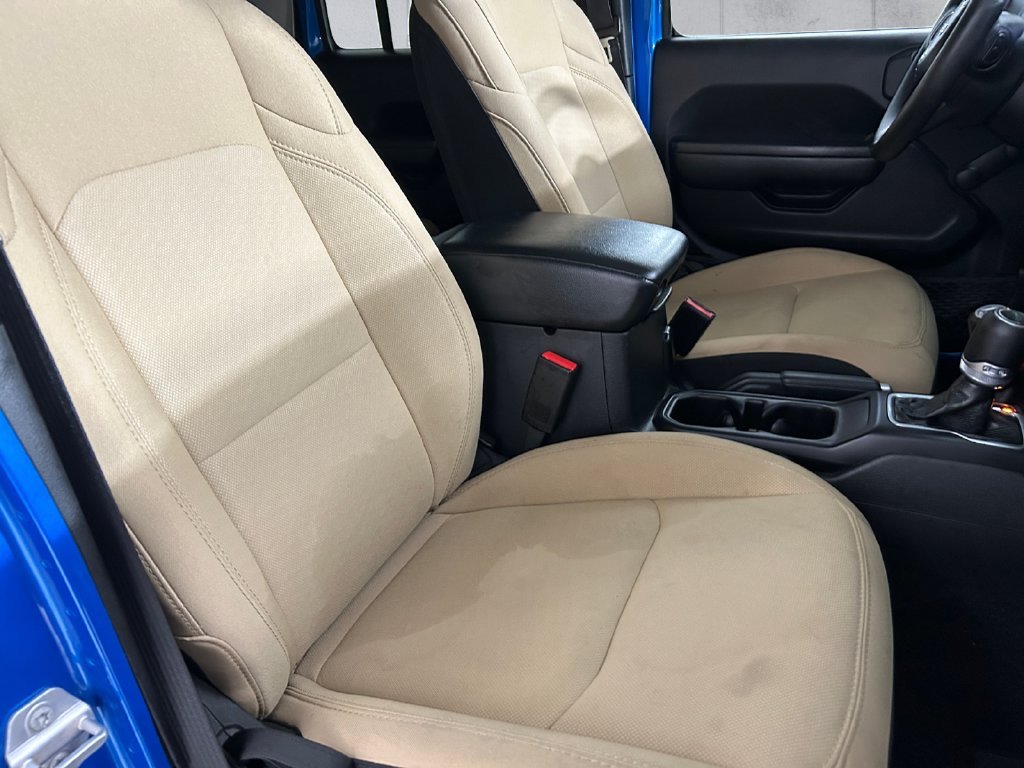 Used 2023 Blue Jeep Willys image 14