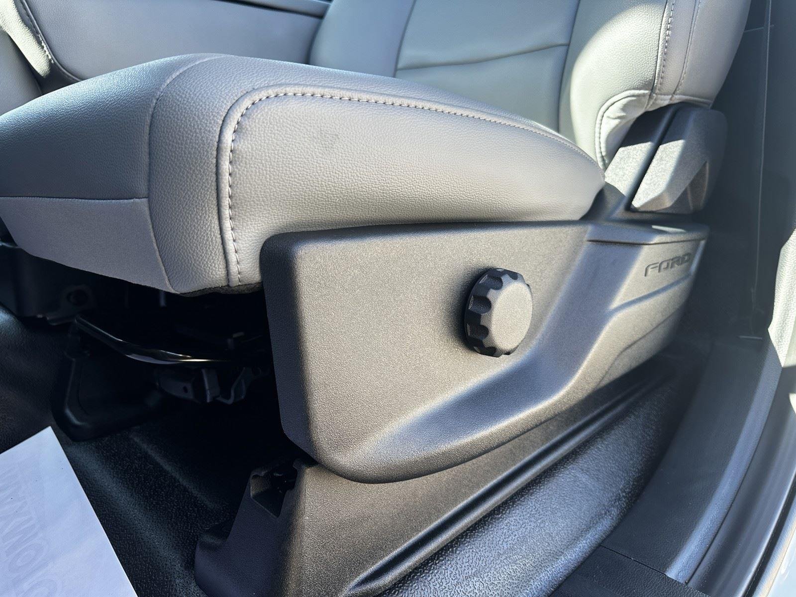 2025 Ford F-350 Super Duty XL - Photo 16