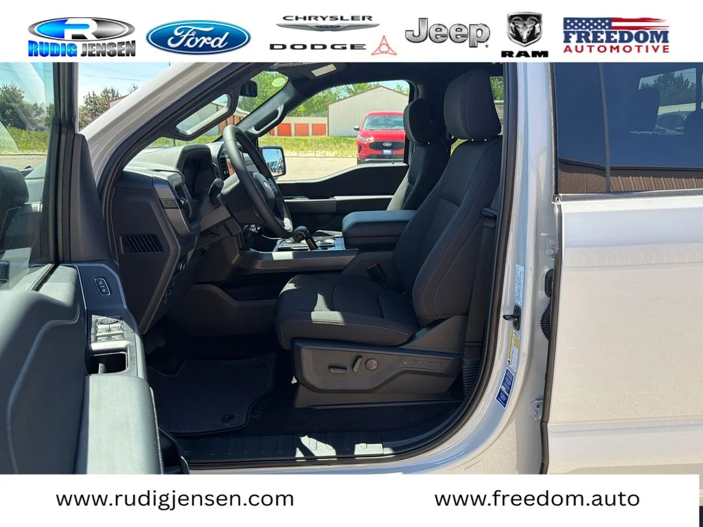 New 2026 Gray Ford Lariat image 9