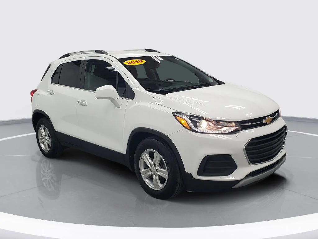 Used 2018 Chevrolet Trax LT with VIN KL7CJLSB9JB676914 for sale in Saginaw, MI