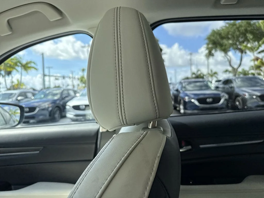 2023 Mazda CX-5 S Premium package - Photo 16