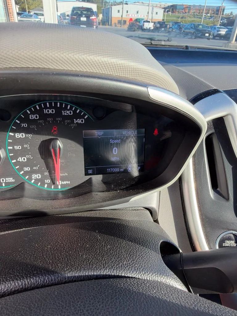 Used 2019 Gray Chevrolet Premier image 8