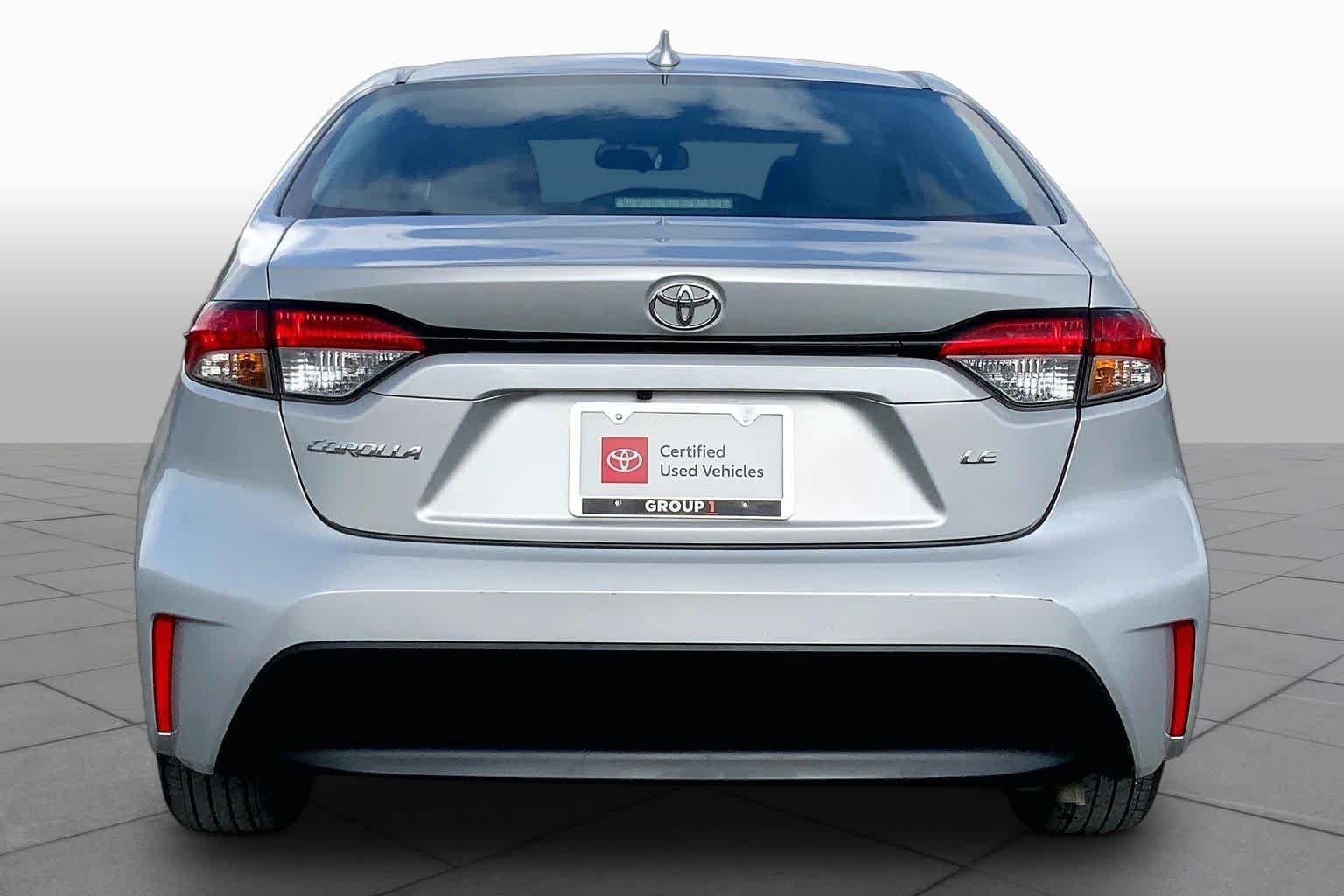 Used 2024 Classic Silver Metallic Toyota LE image 5