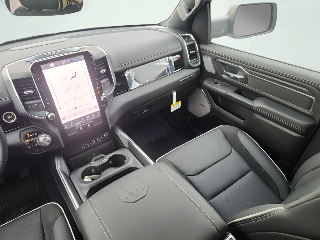 2025 RAM 1500 Laramie - Photo 16