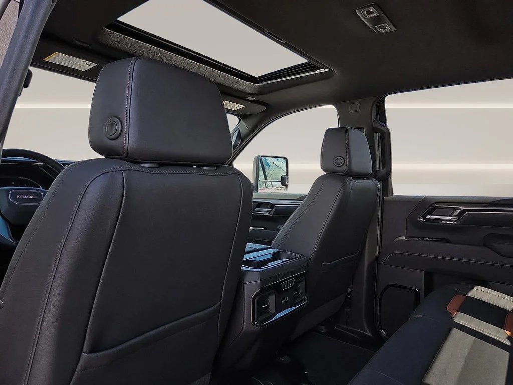 2026 GMC Sierra 2500HD AT4 - Photo 11