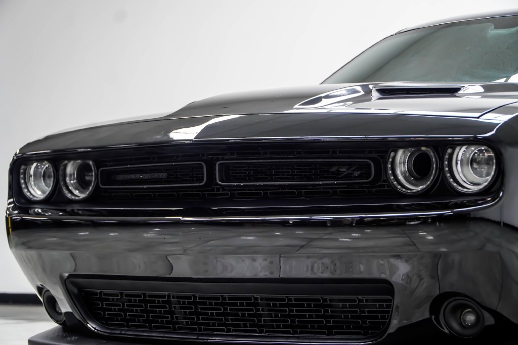 Used 2015 Black Dodge R/T Scat Pack image 2