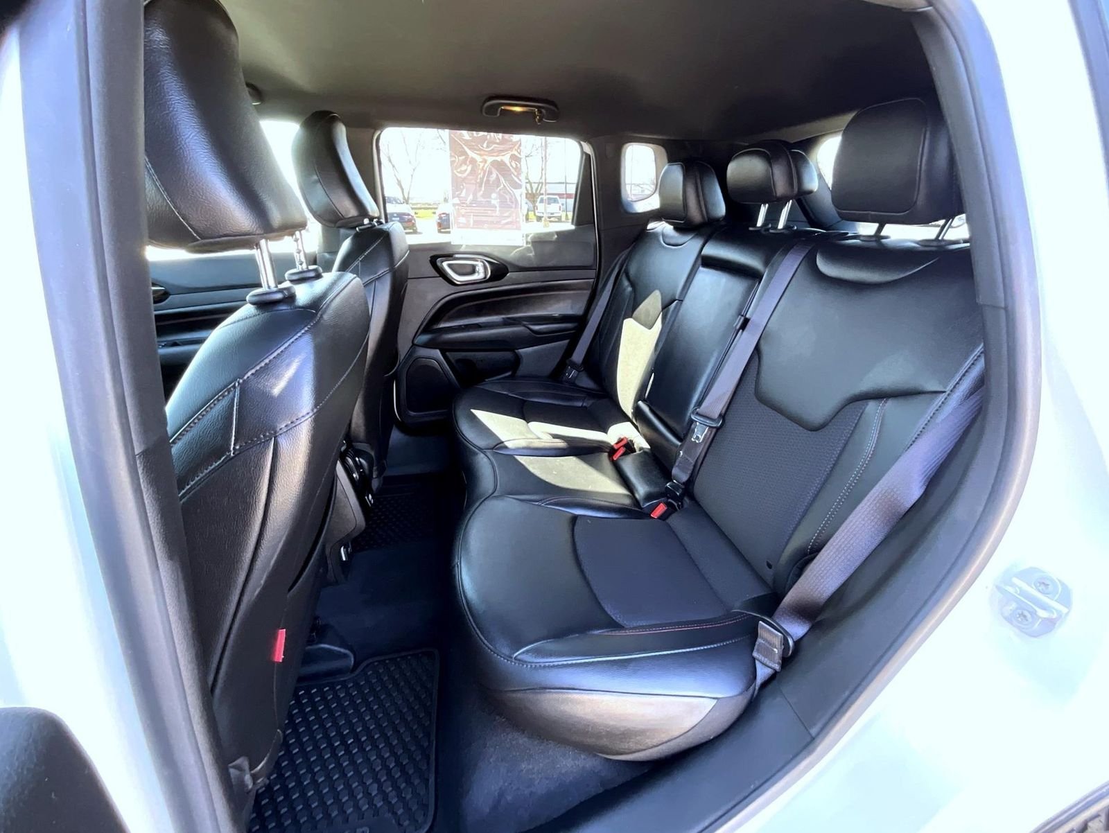 Used 2025 White Jeep Trailhawk image 20