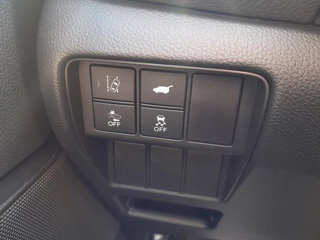 Used 2019  Honda EX-L image 18