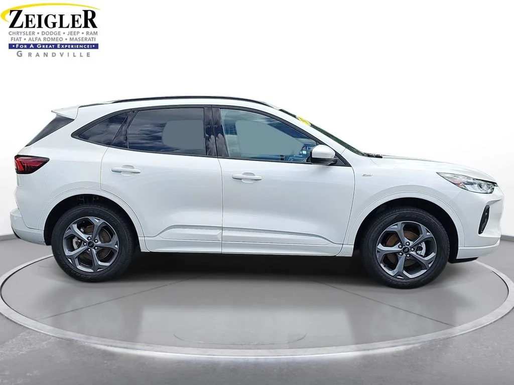 Used 2024 White Ford ST-Line Select image 4