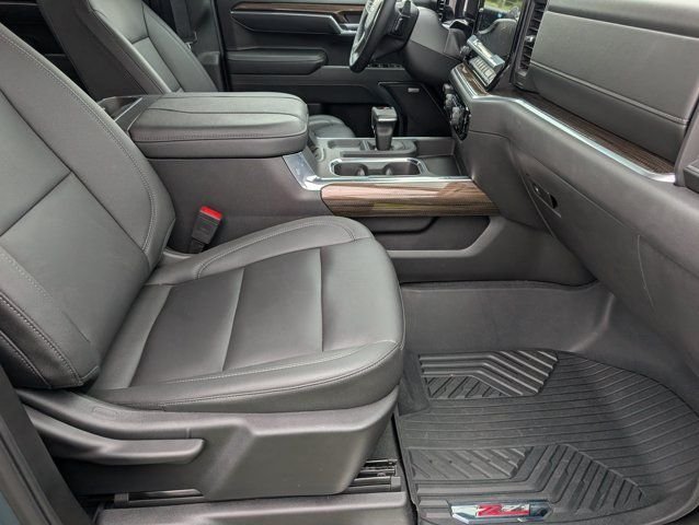 Used 2025 Gray Chevrolet LT Trail Boss image 28