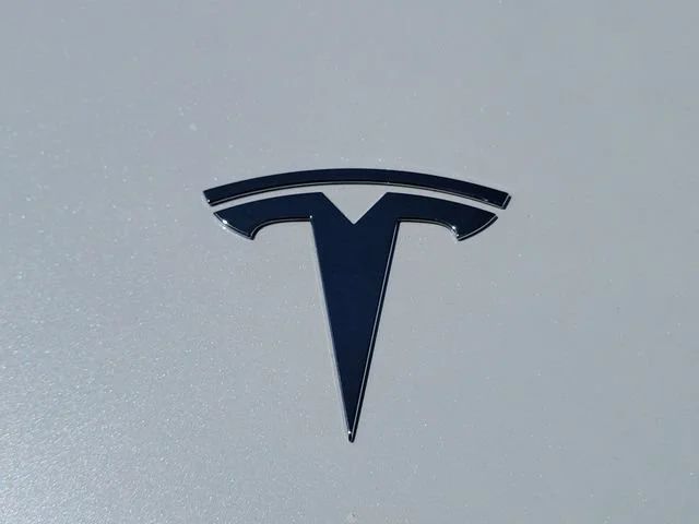 2023 Tesla Model Y Long Range - Photo 6