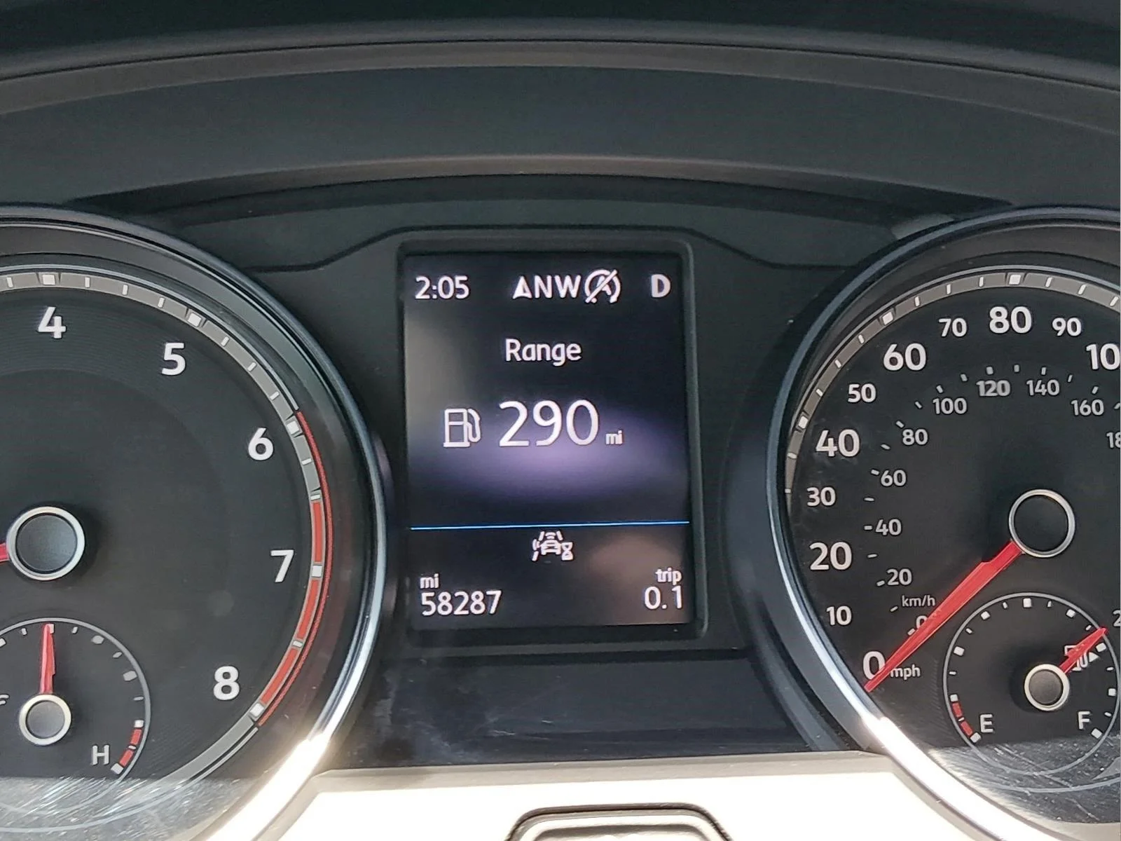 Used 2021 Pyrite Silver Metallic Volkswagen 2.0T SE image 30