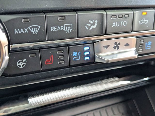 New 2026 Agate Black Metallic Ford King Ranch® image 28