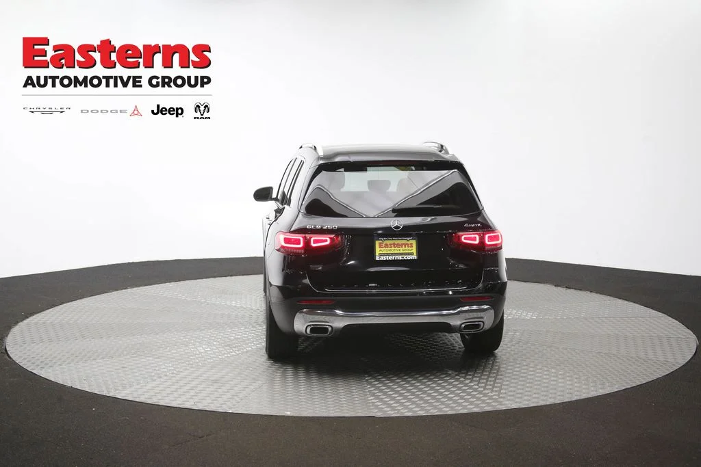 Used 2021 Black Mercedes-Benz GLB 250 image 63