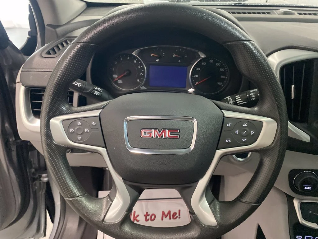 Used 2024 Sterling Metallic GMC SLE image 18