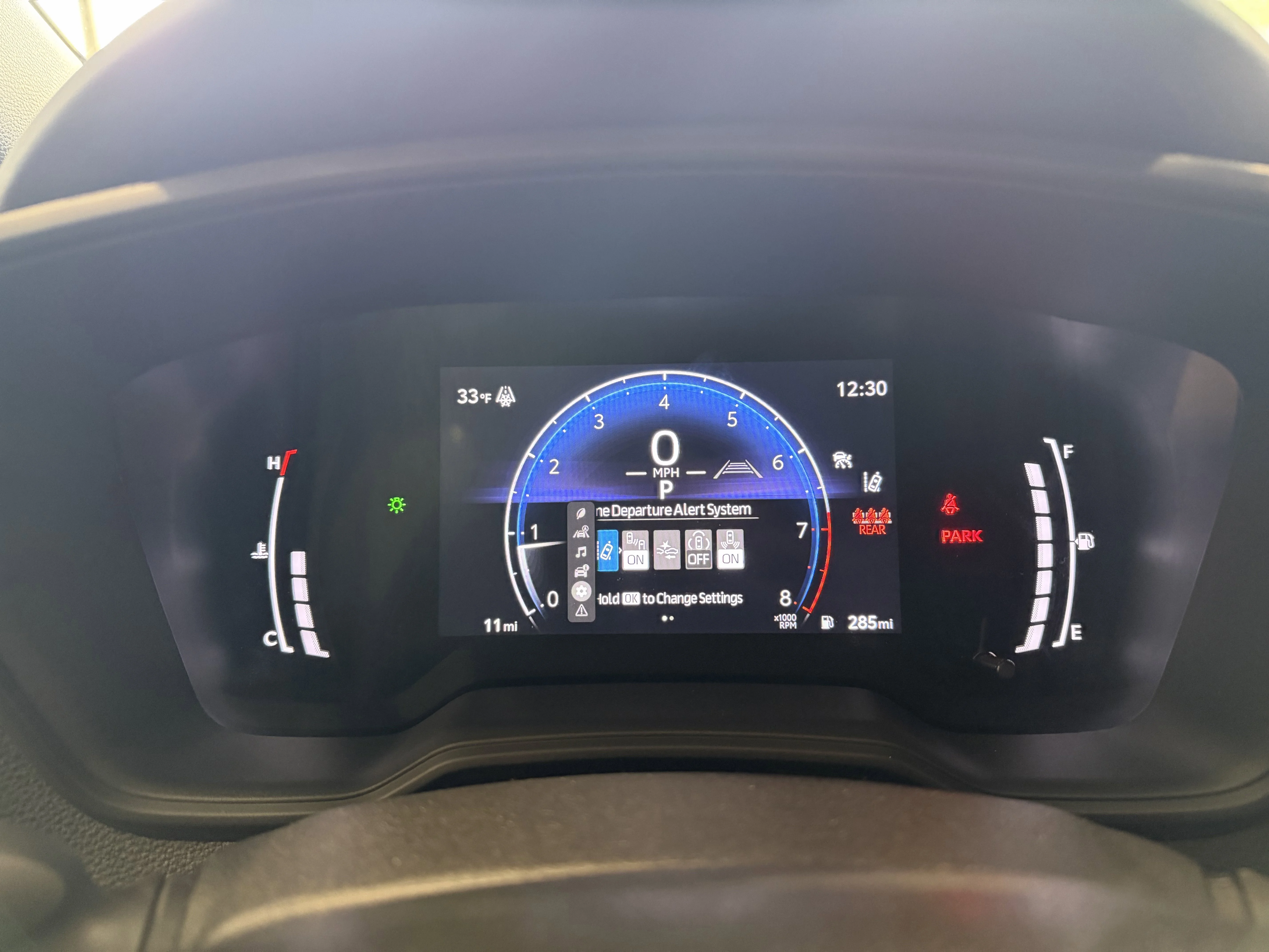 2026 Toyota Corolla SE - Photo 34