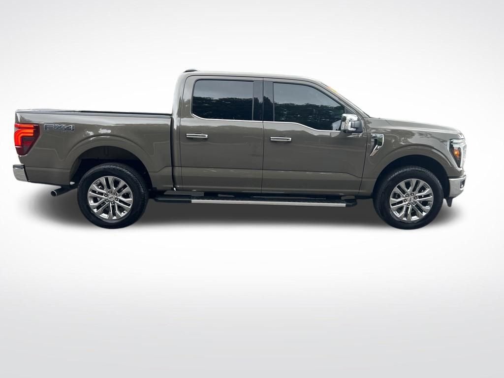 Used 2025 Gray Ford Lariat image 4