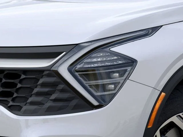 New 2025 Snow White Pearl Kia LX image 10