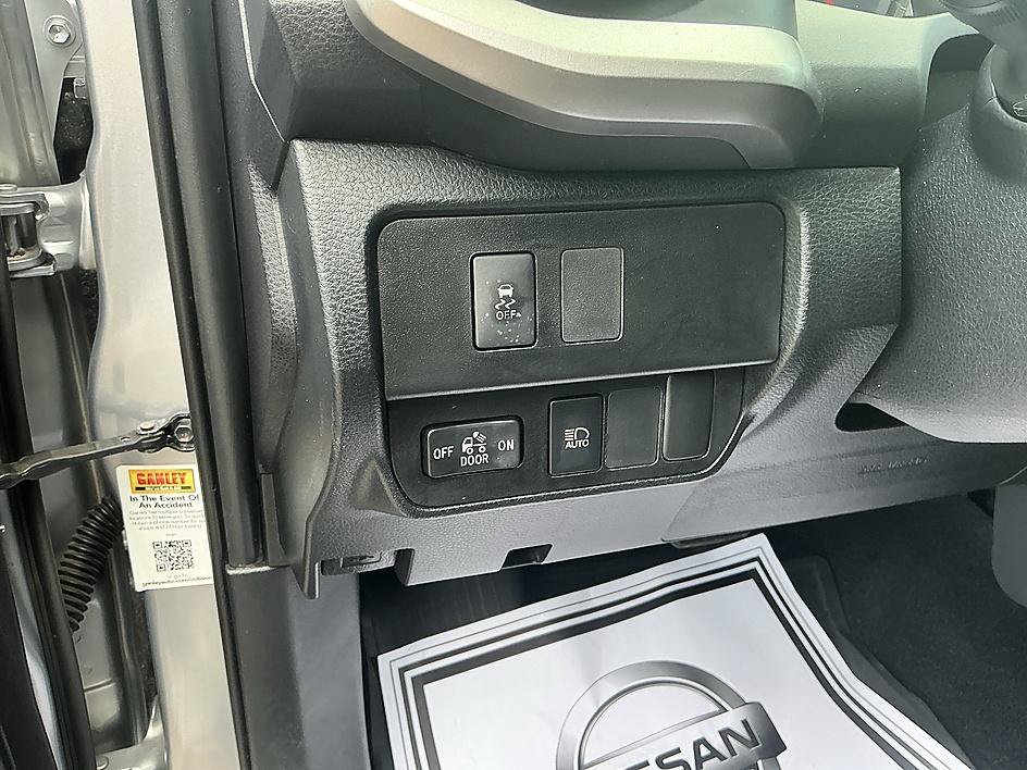 Used 2020 Silver Sky Metallic Toyota SR5 image 13