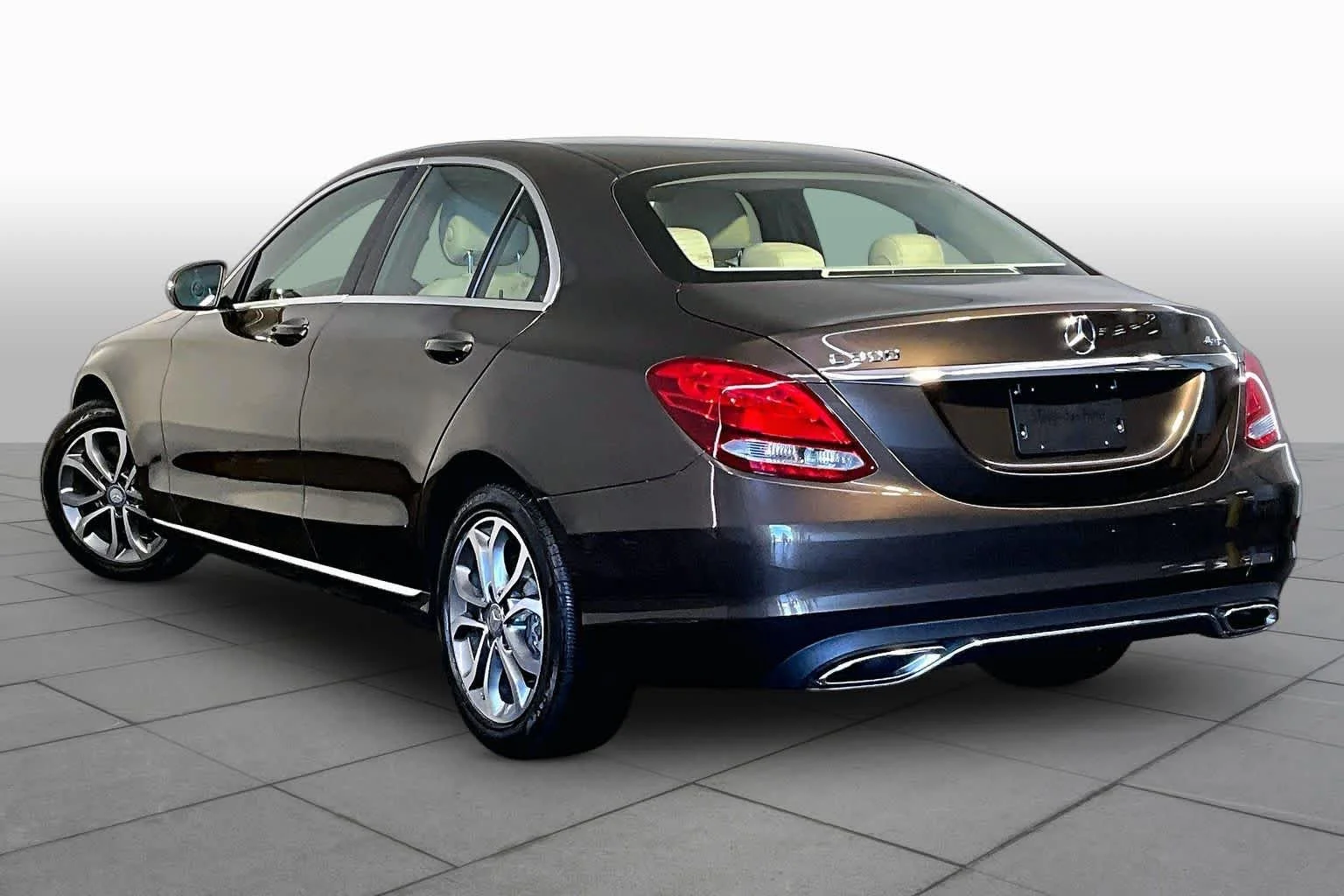 Used 2015 Dakota Brown Metallic Mercedes-Benz C 300 image 12