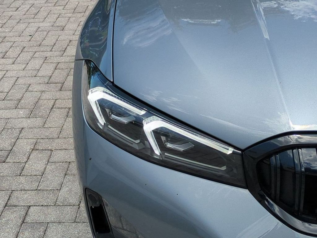 New 2026 Skyscraper Grey Metallic BMW 330i image 10