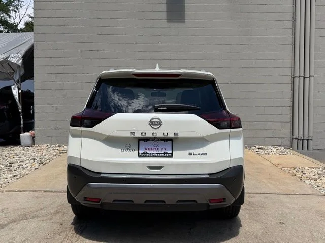 Certified Used 2023 White Nissan SL image 7