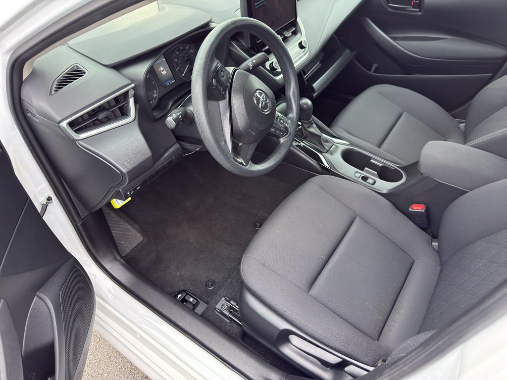 Used 2024 Ice Cap Toyota LE image 5