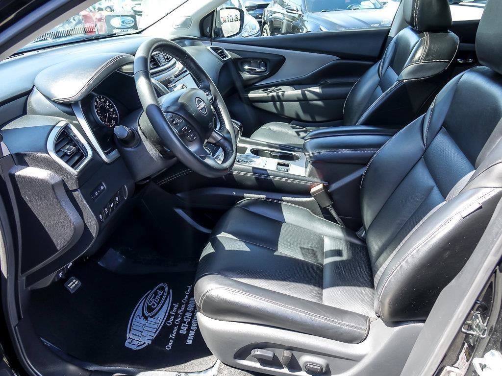 Used 2024 Super Black Nissan SL image 11