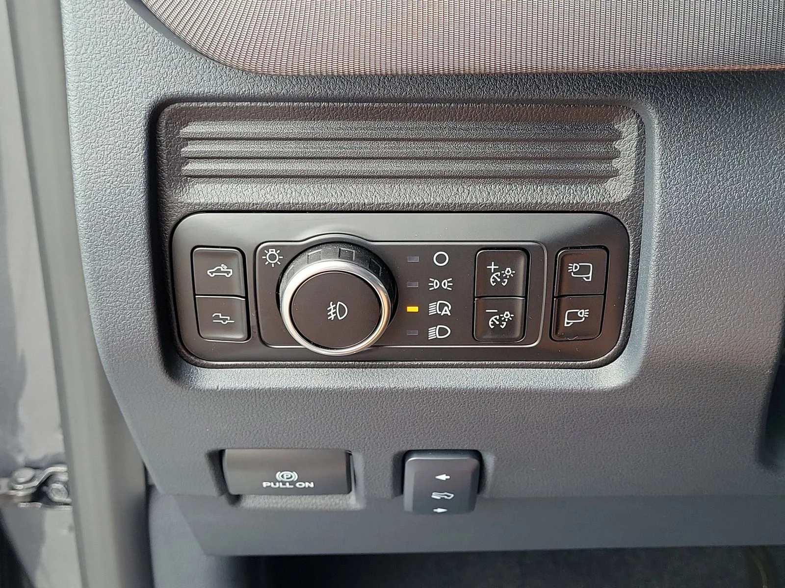 Certified Used 2026 Gray Ford Platinum image 31