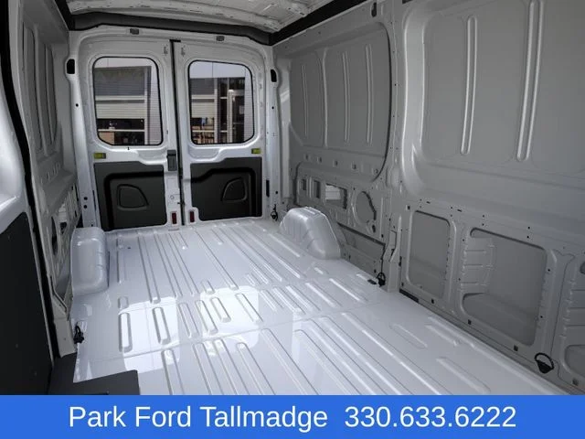 New 2026 Oxford White Ford Base image 11