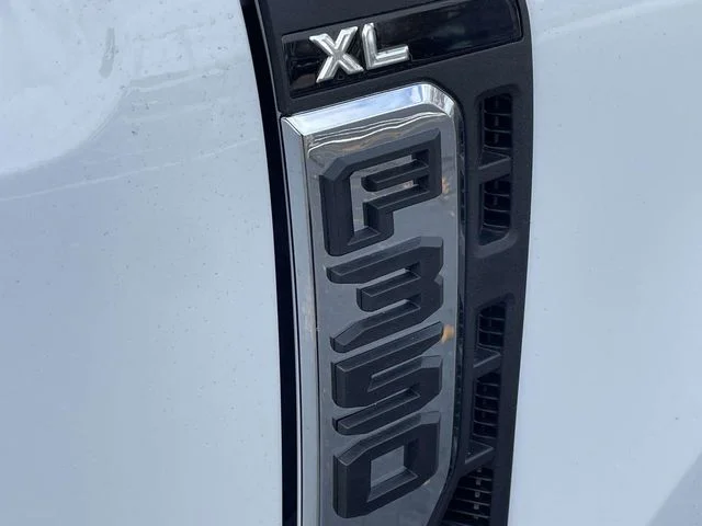 New 2026 White Ford XL image 25