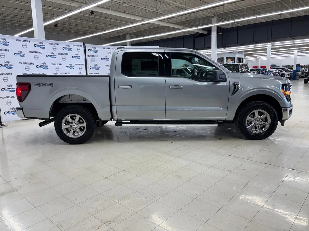 Used 2025 Silver Ford XLT image 5