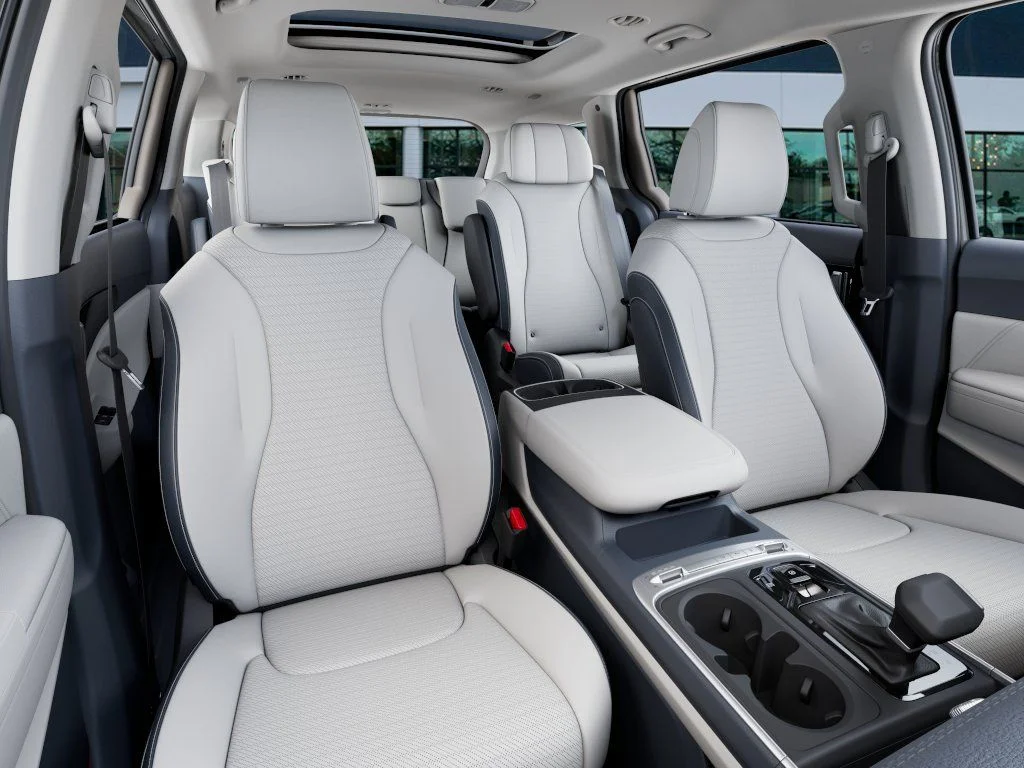 New 2027 Silver Kia SX Prestige image 15