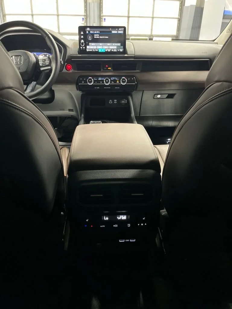 2023 Honda Pilot Elite - Photo 76