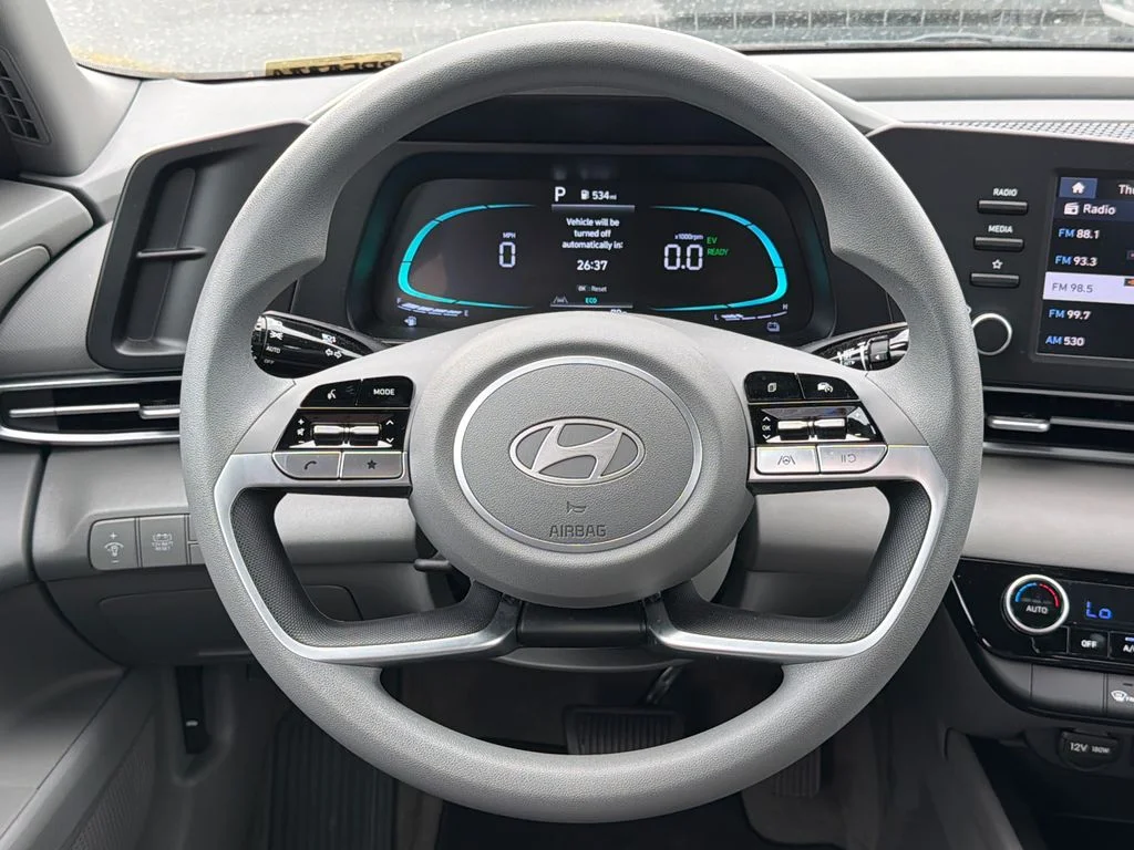 Used 2026 Black Hyundai Blue image 23
