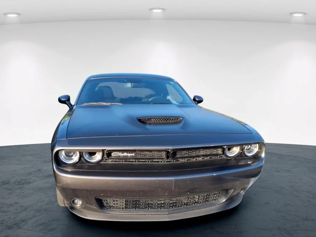 Used 2018 Gray Dodge R/T image 17