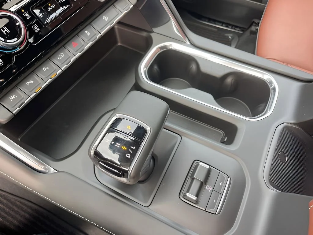 New 2026 Glacier White Tricoat GMC Denali Ultimate image 23