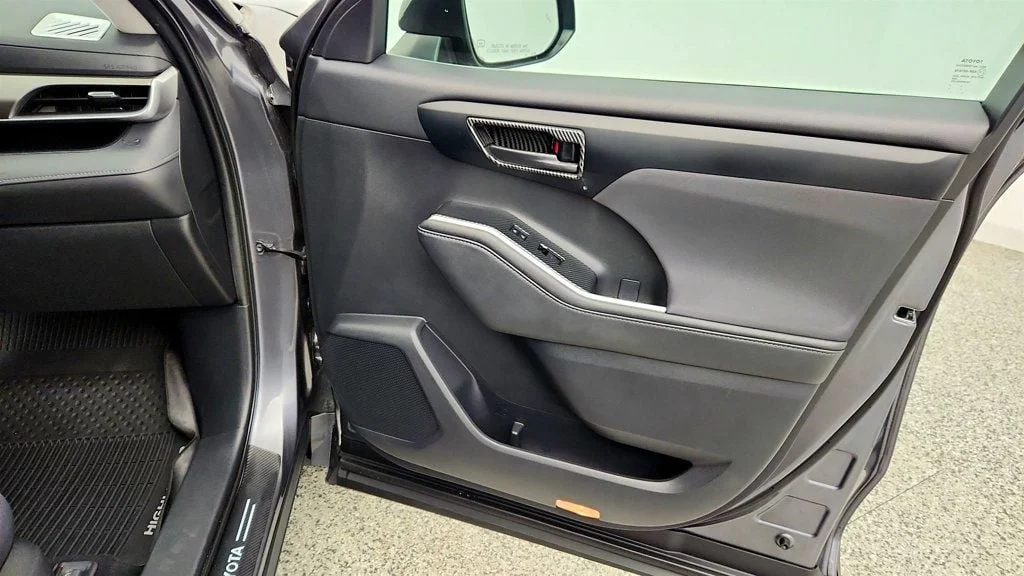 Used 2021 Magnetic Gray Metallic Toyota LE AWD image 26