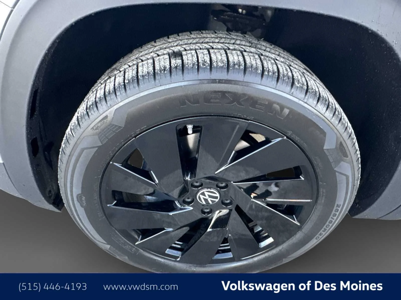 2026 Volkswagen Atlas SE w/Tech - Photo 8
