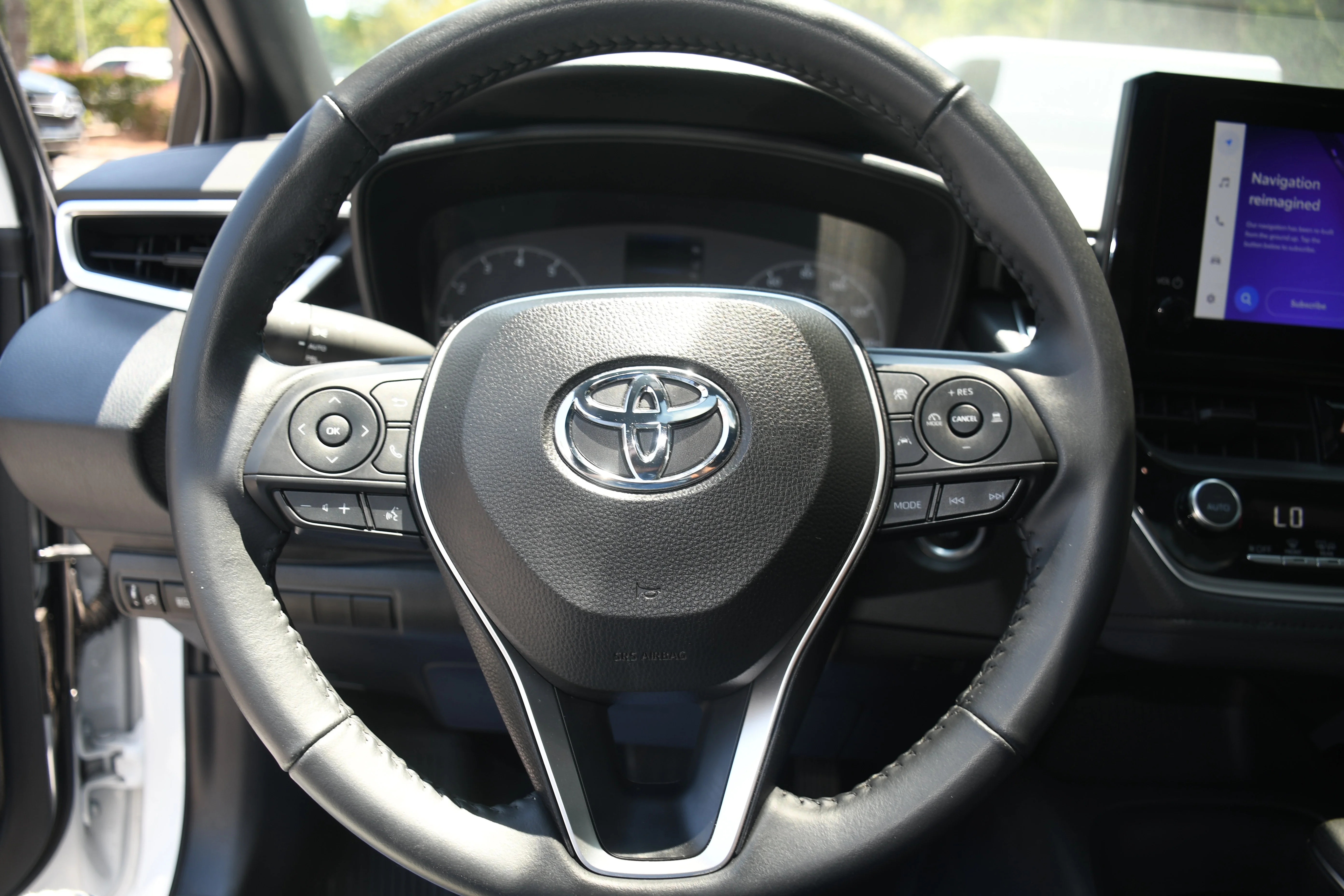 Used 2023 White Toyota SE image 13