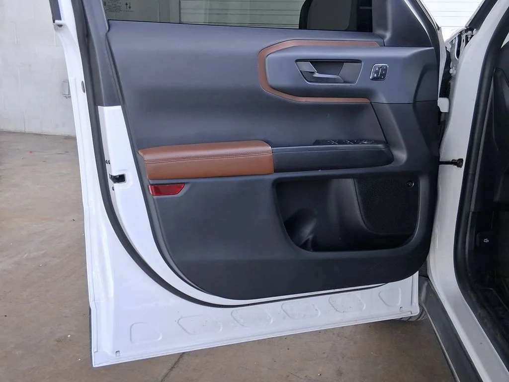 Used 2023 White Ford Outer Banks image 15