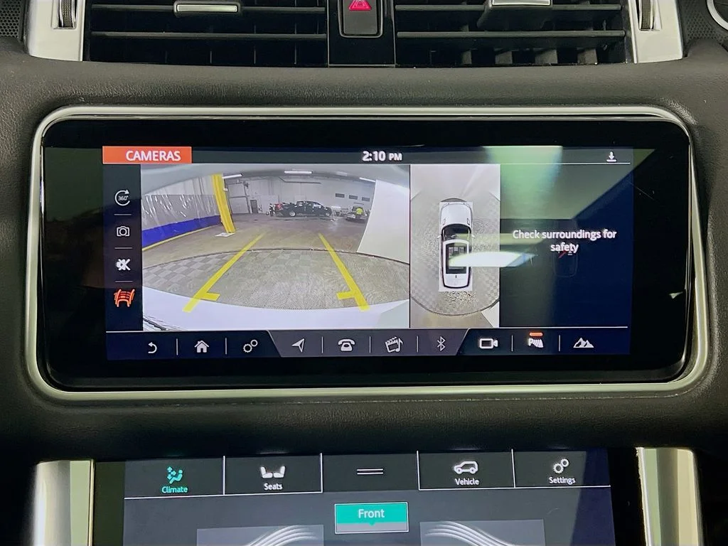 Used 2018 Fuji White Land Rover HSE Td6 image 14
