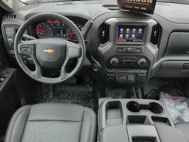 New 2025 Summit White Chevrolet WT image 4
